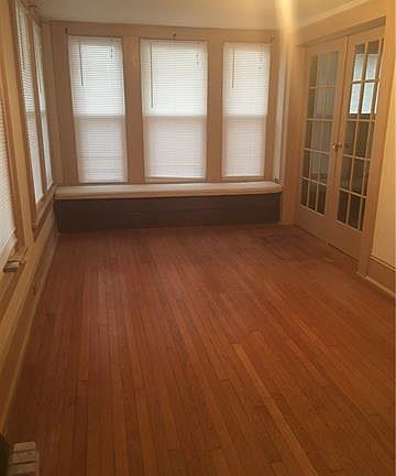 3rd image of 409 S Iredell Ave