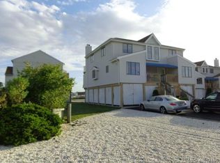 1 W Playhouse Dr, Little Egg Harbor, NJ 08087