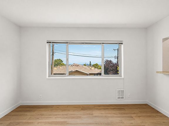 5th image of 118 18th Ave E APT 203