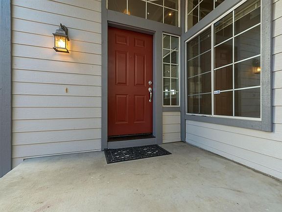 3rd image of 1712 Inverness Drive