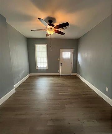 2nd image of 520 Whitney Ave