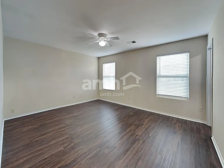 3906 Jack Pine Ct — Photo 9