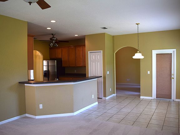 2nd image of 350 Lake Amberleigh Dr
