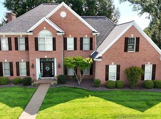4266 Windhill Ln, Newburgh, IN 47630