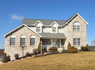 417 Southfield Dr, Greensburg, PA 15601