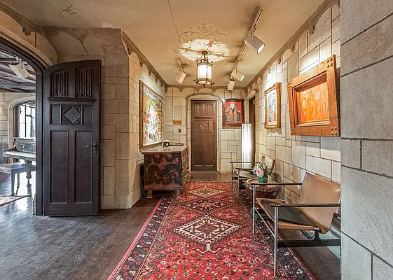 Sold by Nest Seekers International | media 15