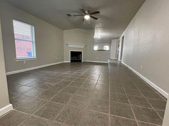 5th image of 18447 Austin Oak Ln