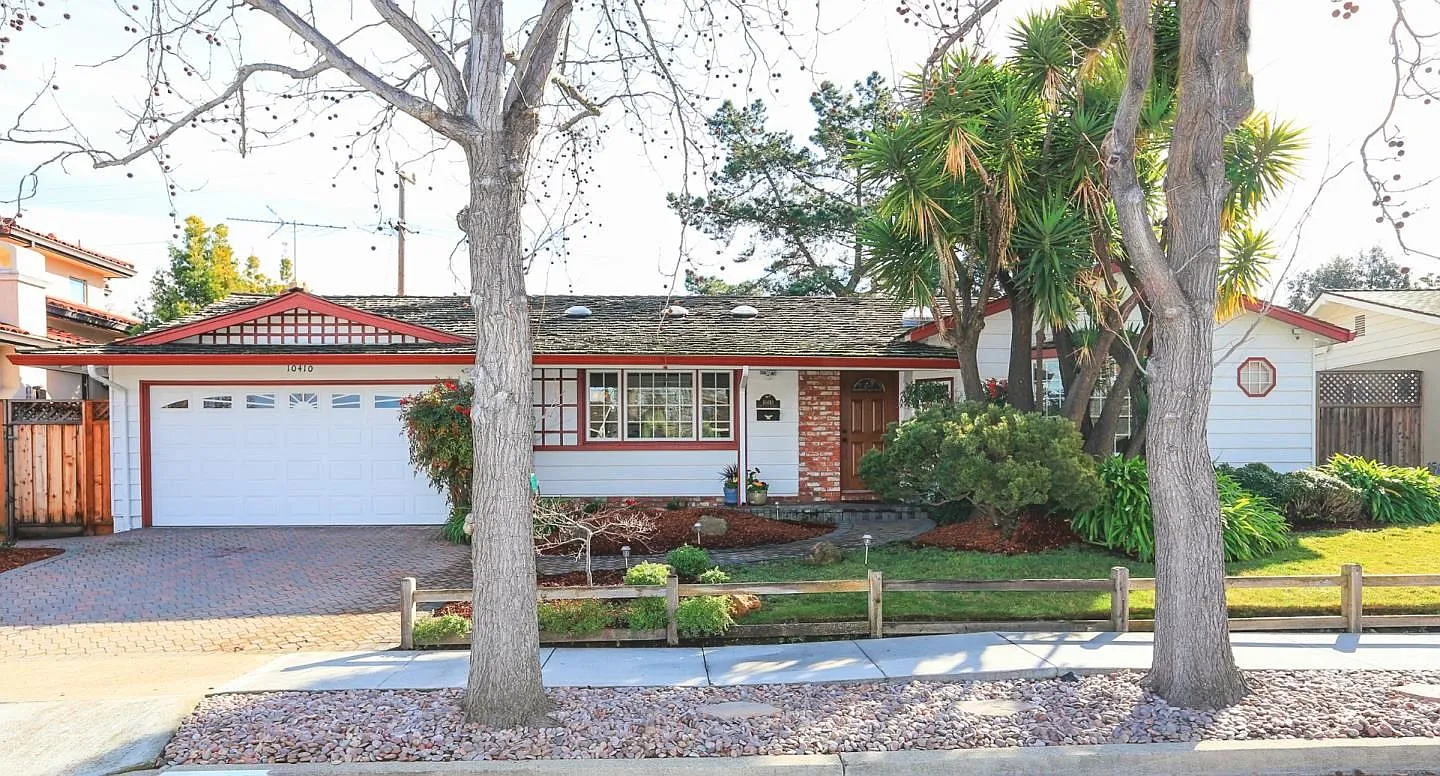 10410 Pineville Ave photo 1
