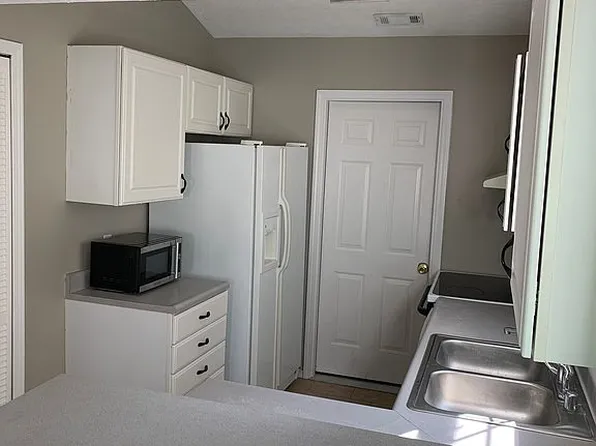 2416 Elder Dr, Owensboro, KY 42301