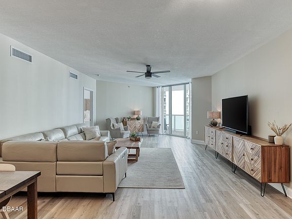 2nd image of 231 Riverside Dr Unit 1708