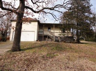505 W Hensley St, Branson, MO 65616