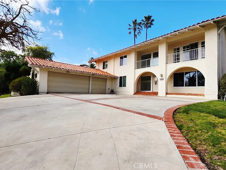 6327 Sattes Dr — Photo 1