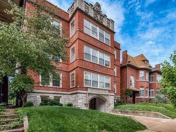 4512 Westminster Pl, Saint Louis, MO