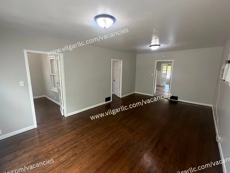 4639 Connecticut St — Photo 6