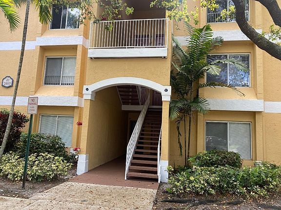 5th image of 2607 NW 33rd Street #2115