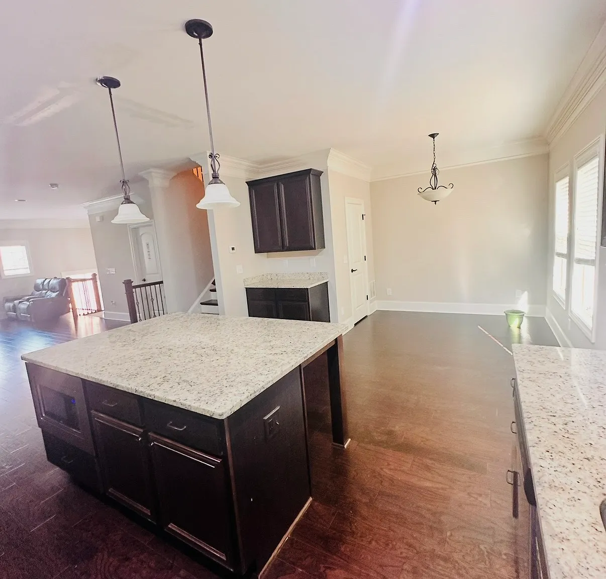 2706 Birch Grove Ln SE — Photo 4