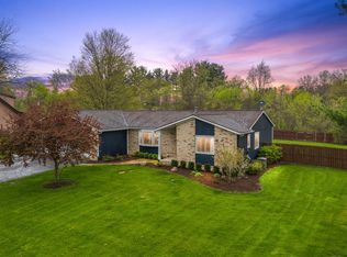12643 Dejarol St, South Lyon, MI 48178