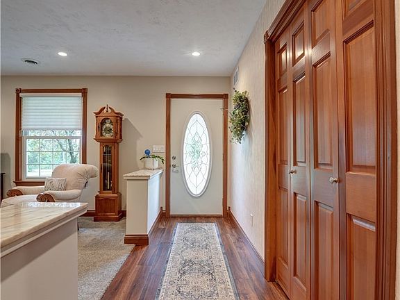 4th image of 6555 Westfall Rd