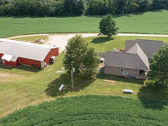 4th image of 910 Gerald Odaniel Rd