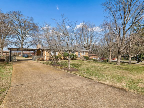 3rd image of 4917 Aquatic Rd