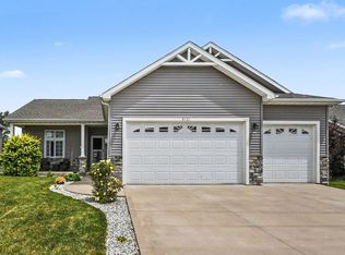 2623 Pine Cone Ln, Warsaw, IN 46582