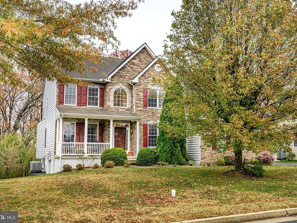 1st image of 311 Devon Dr