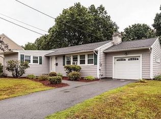 9 Fuller Rd, Chelmsford, MA 01824