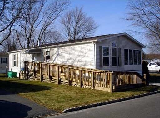 For Sale: 355 Katz Way, Spotswood, New Jersey 08884