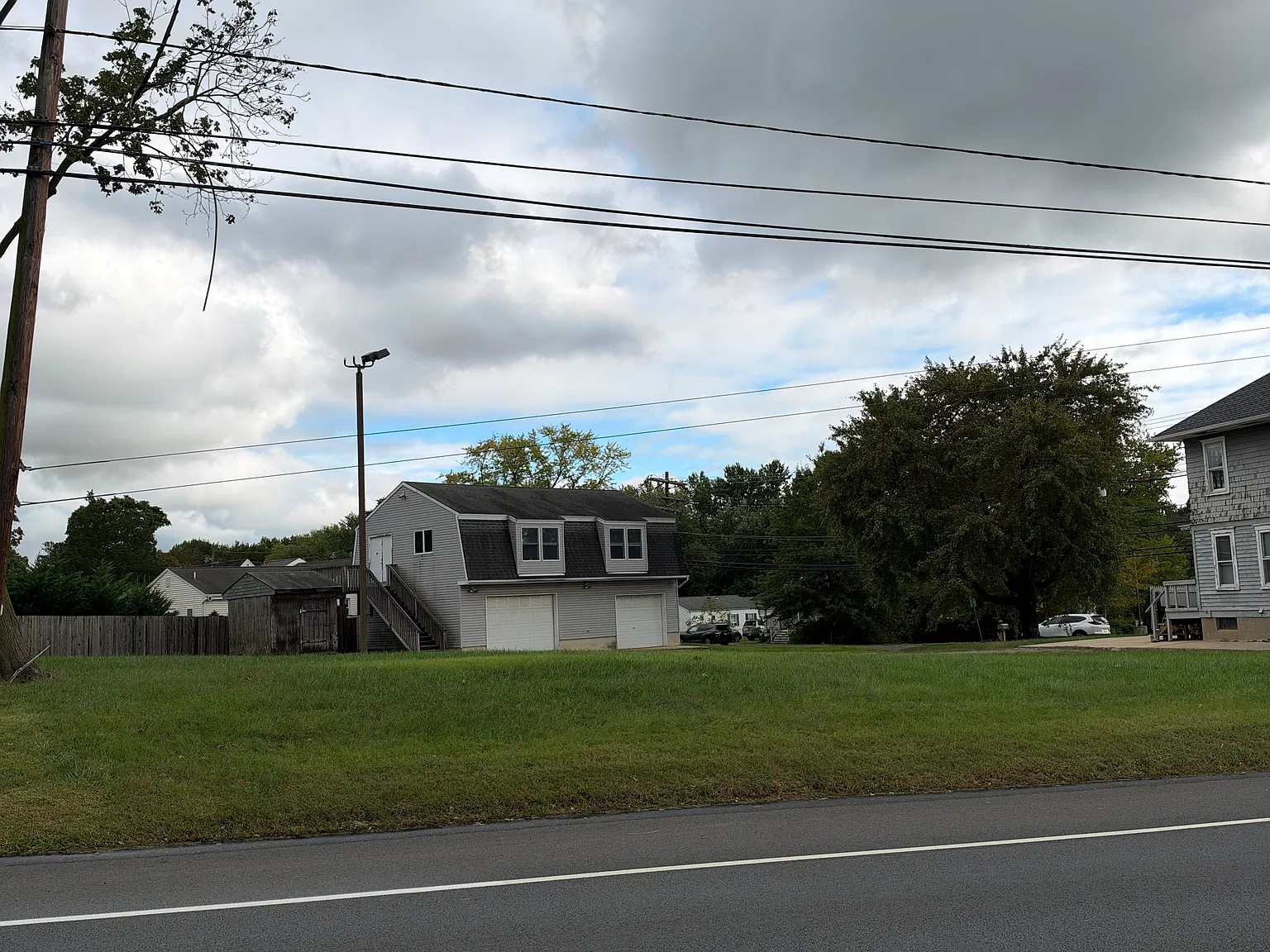 4 bed, 1416 sqft, $3,400 — Photo 2
