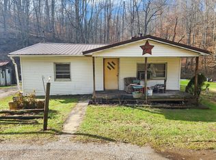 9881 State Route 172, Flatgap, KY 41219