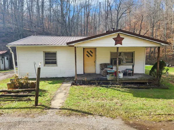 9881 State Route 172, Flatgap, KY 41219