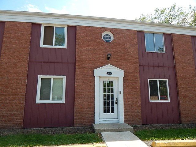 1st image of 1371 Monomoy St APT B4