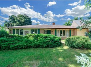 379 Sugar Maple Ln, Richmond Hill, ON L4C 4C3