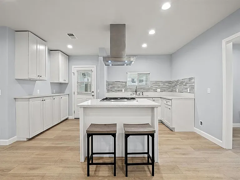 5955 Colfax Ave — Photo 7