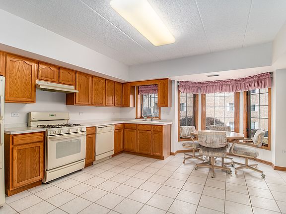 4th image of 7795 Bristol Park Dr Unit 2SE