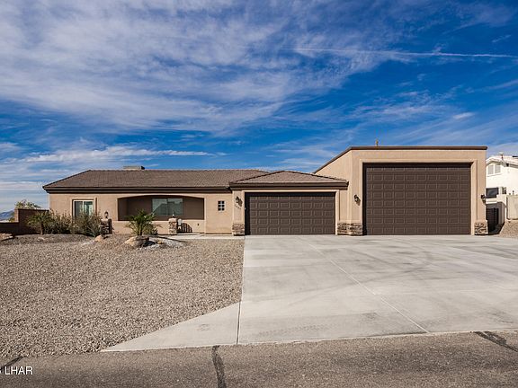 3rd image of 3621 Cactus Ridge Dr
