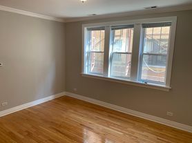 4337 N Troy St, Chicago, IL