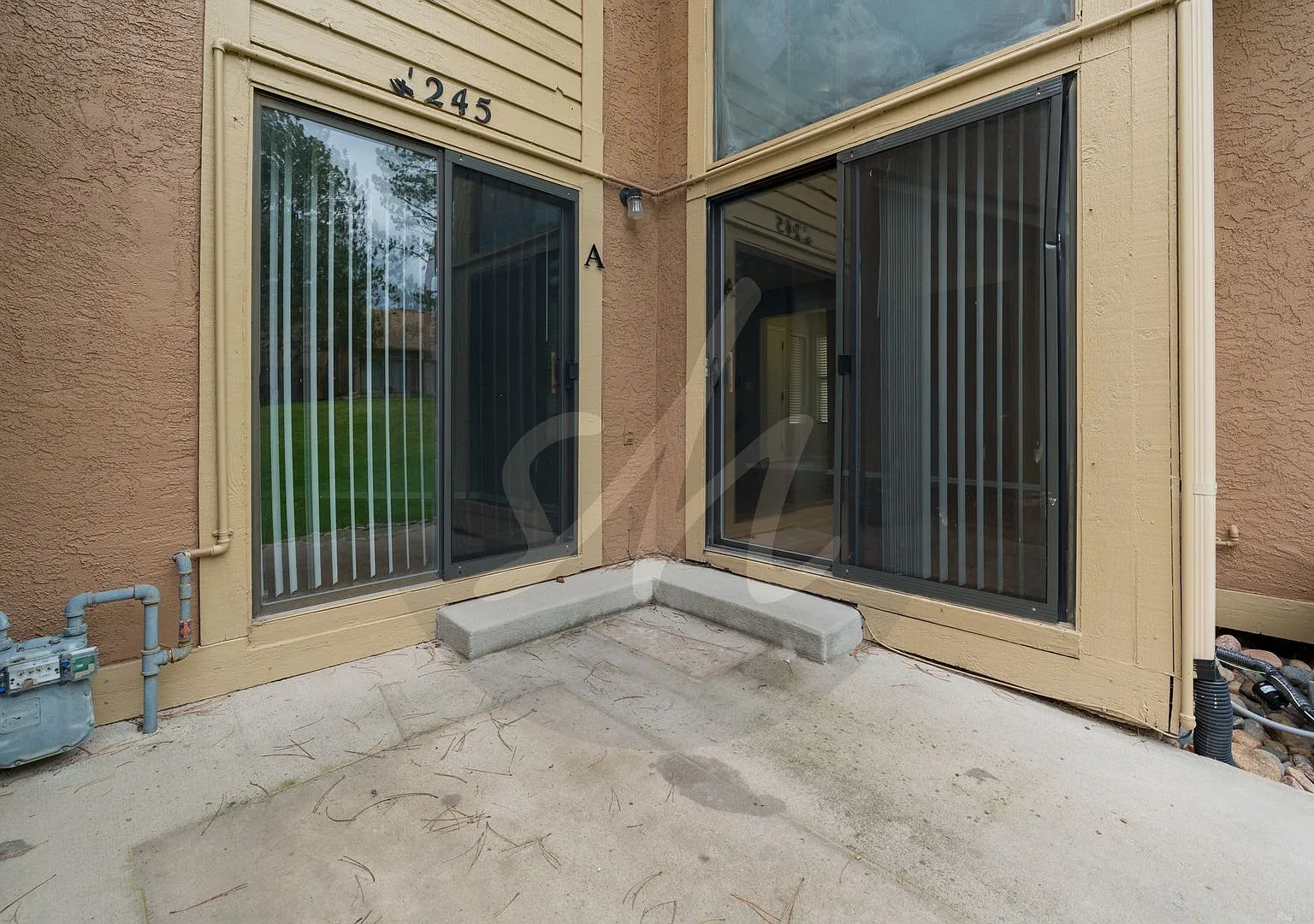 D-12 End Unit Townhome — Photo 4