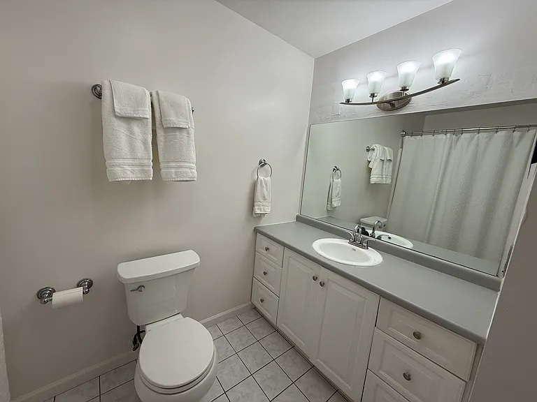 133 Walton St #132 — Photo 11
