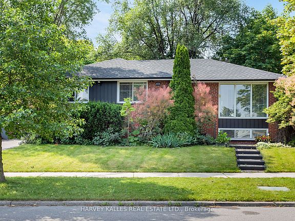 2nd image of 49 Learmont Dr