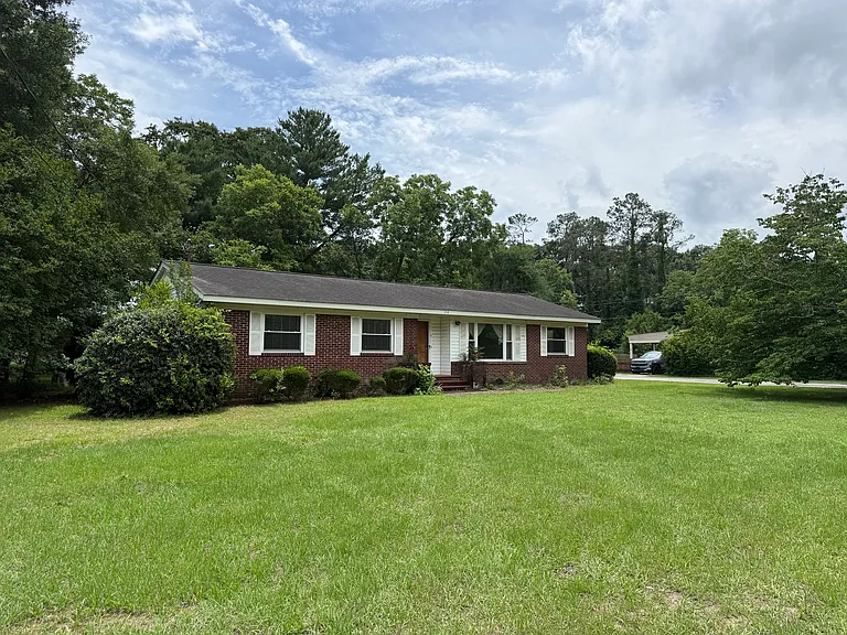 316 Rawls Dr — Photo 2