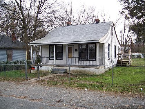 1st image of 2408 Lancelot Ave