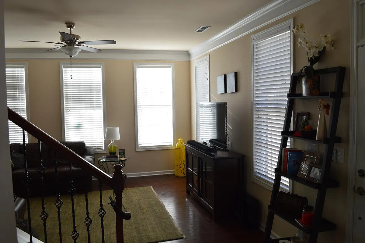 2 bed, 2.5 bath, 1504 sqft, $2,000 — Photo 2
