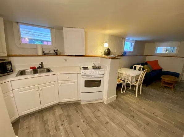 101 Fayerweather St #B, Cambridge, MA 02138