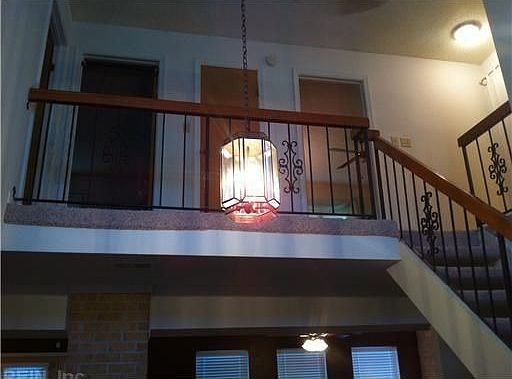 2nd image of 4057 Foxwood Dr