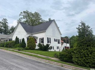 680 Stratton St, Chester, IL 62233