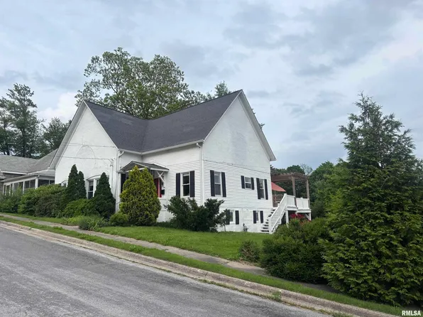 680 Stratton St, Chester, IL 62233