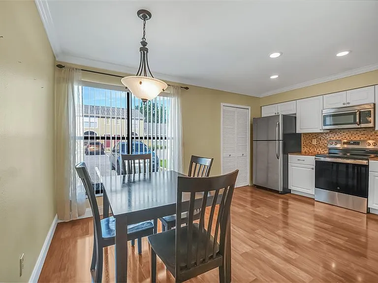601 Casa Park Ct #K — Photo 11