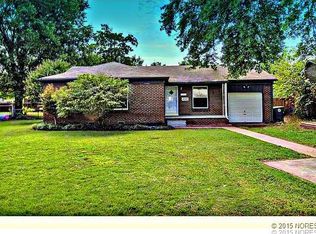 1122 E 48th Pl, Tulsa, OK 74105