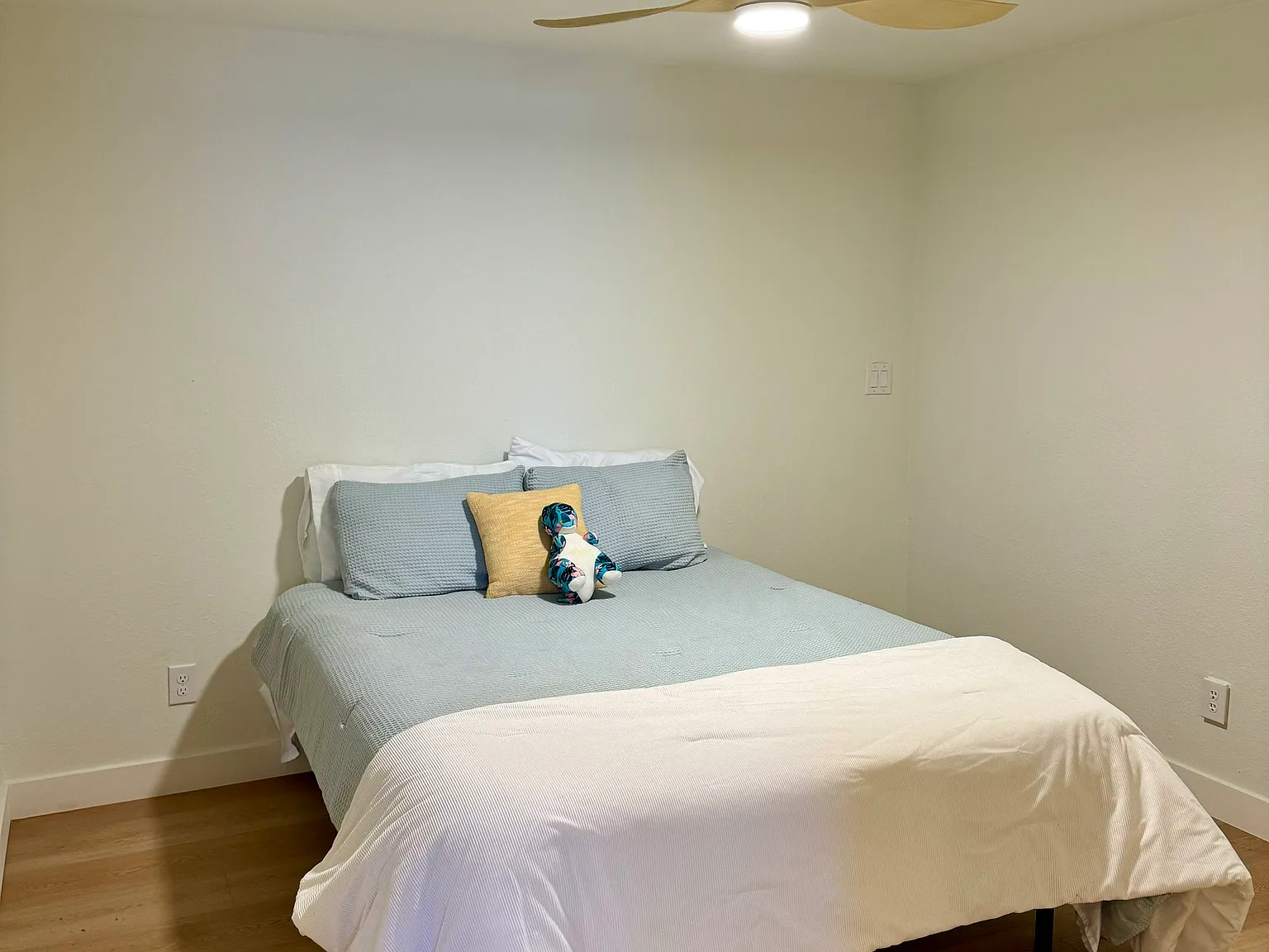2 bed, 501 sqft, $2,300 — Photo 4
